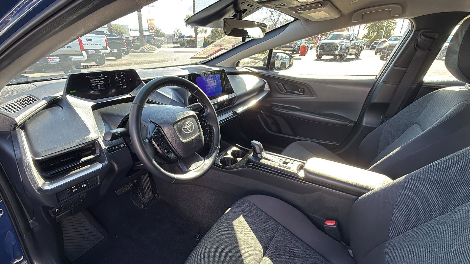 Used 2024 Toyota Prius LE image 18