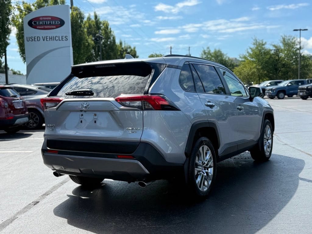 Certified 2019 Toyota RAV4 Limited w/ Cold Weather Package AWD/4WD image 8