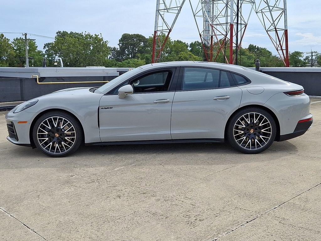 New 2026 Porsche Panamera 4 image 2