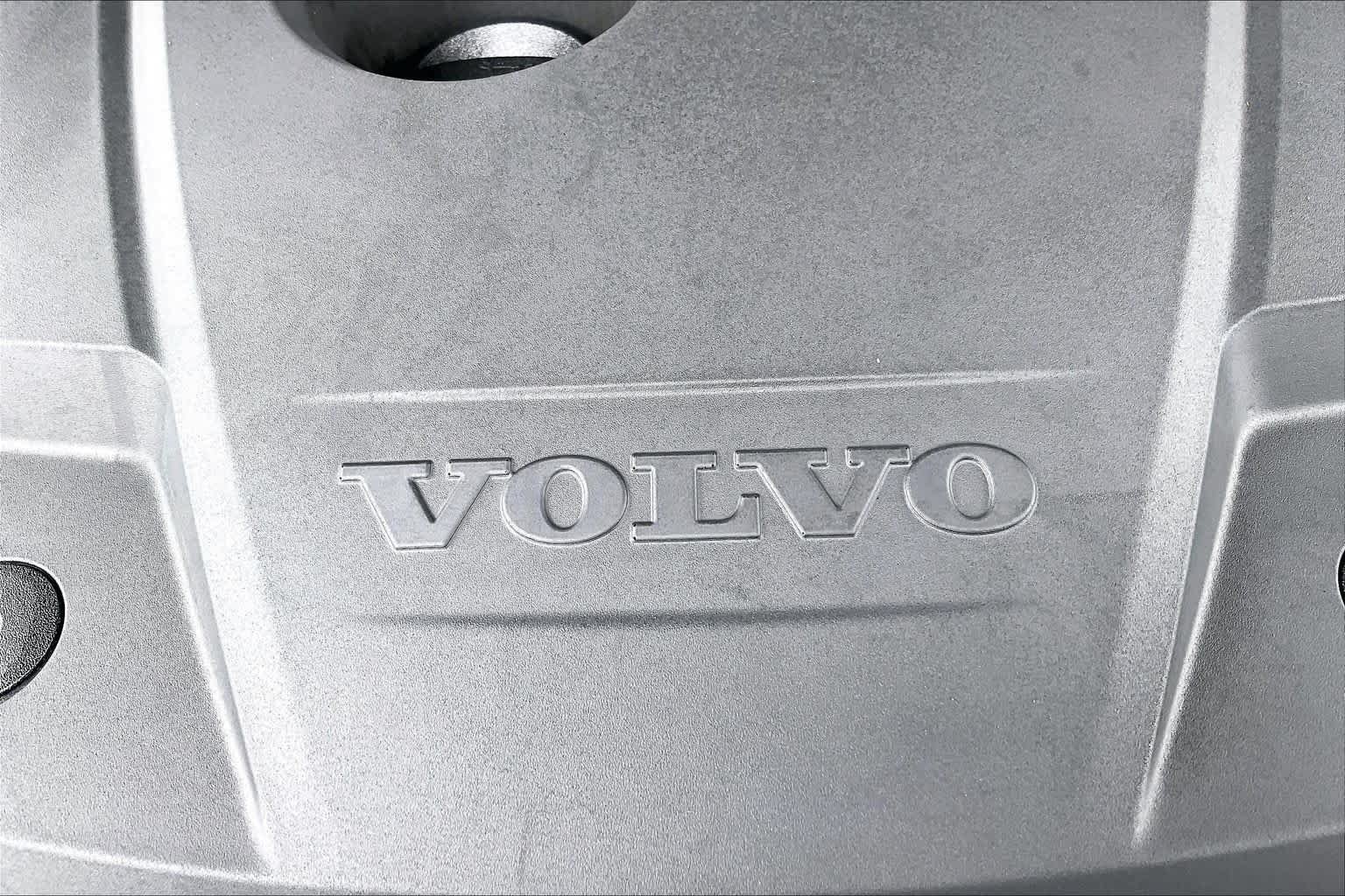 Used 2019 Volvo XC90 T6 R-Design w/ Advanced Package AWD/4WD image 32