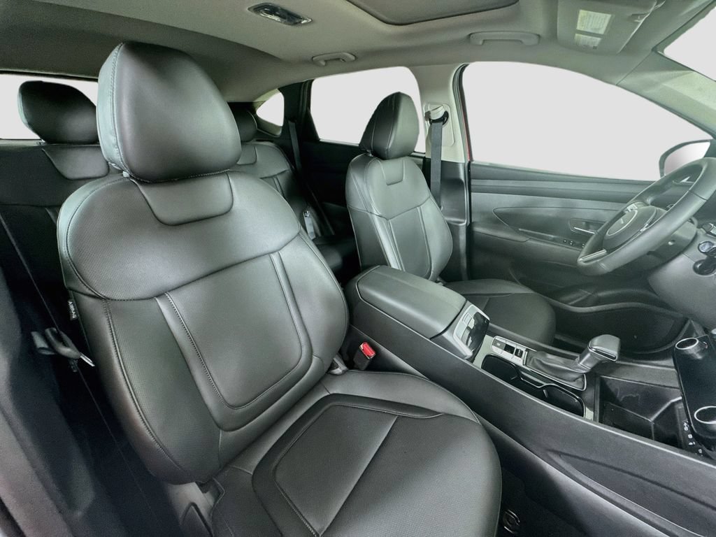 Certified 2025 Hyundai Tucson SEL FWD image 31