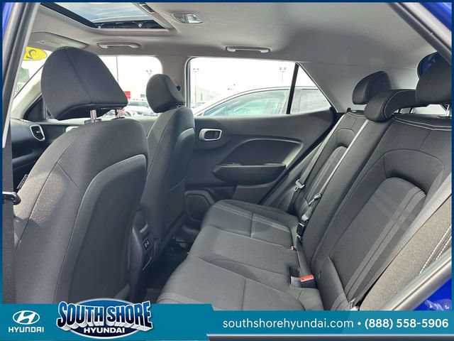 Certified 2025 Hyundai Venue SEL FWD image 12