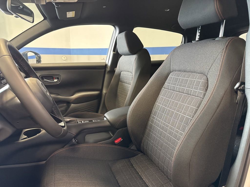 New 2025 Honda HR-V Sport image 17