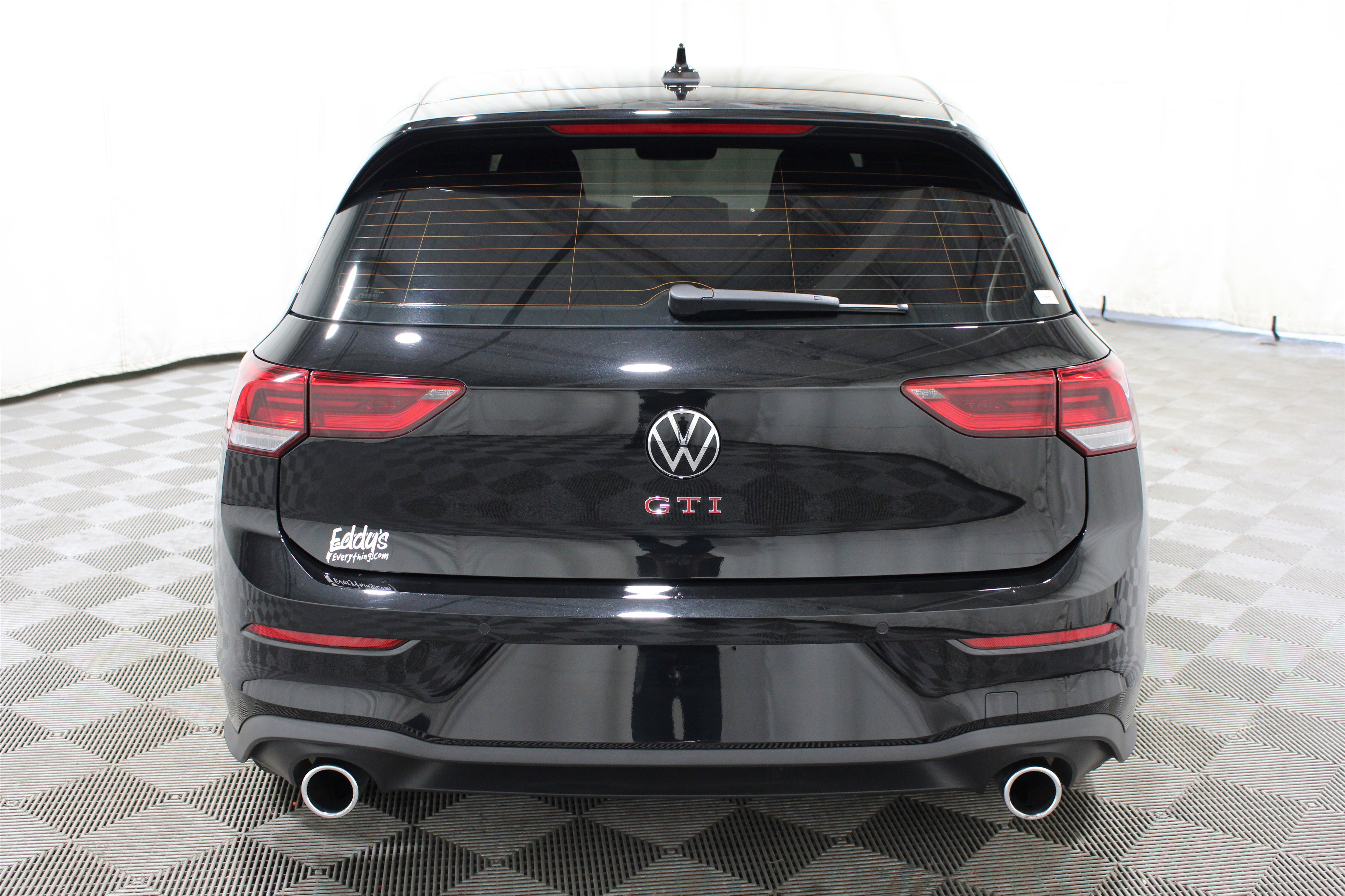 Used 2025 Volkswagen GTI SE image 33