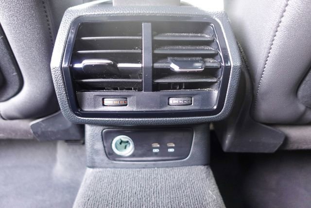 Used 2021 Audi Q3 2.0T Premium image 25