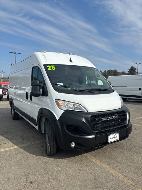 Used 2025 RAM ProMaster 2500 w/ Convenience Group image 1