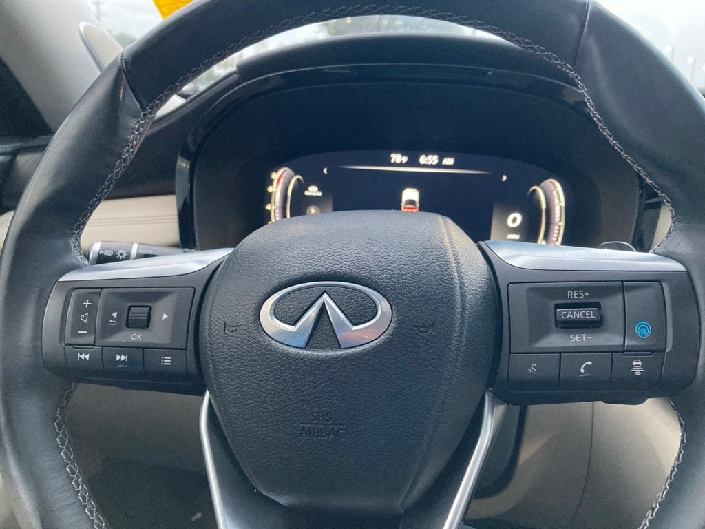 Used 2023 INFINITI QX60 Sensory w/ Vision Package FWD image 21