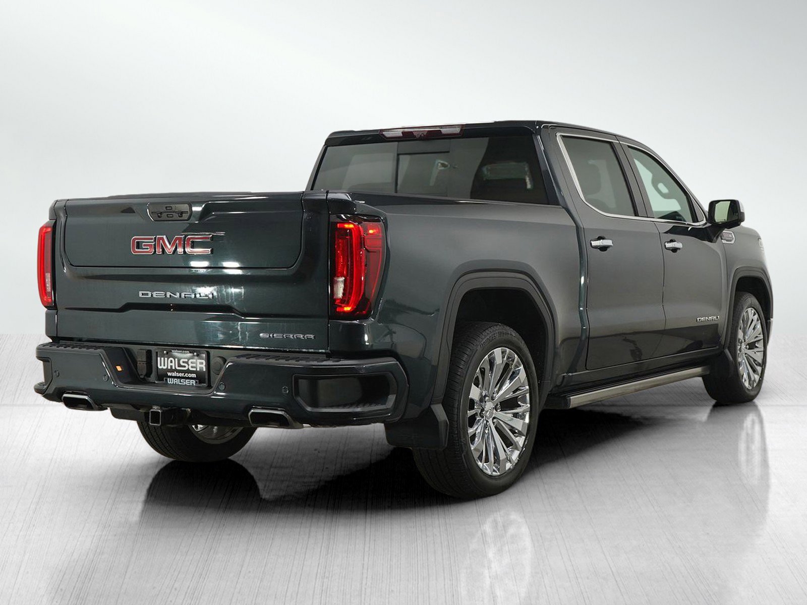 Used 2022 GMC Sierra 1500 Denali w/ Denali Reserve Package AWD/4WD image 5