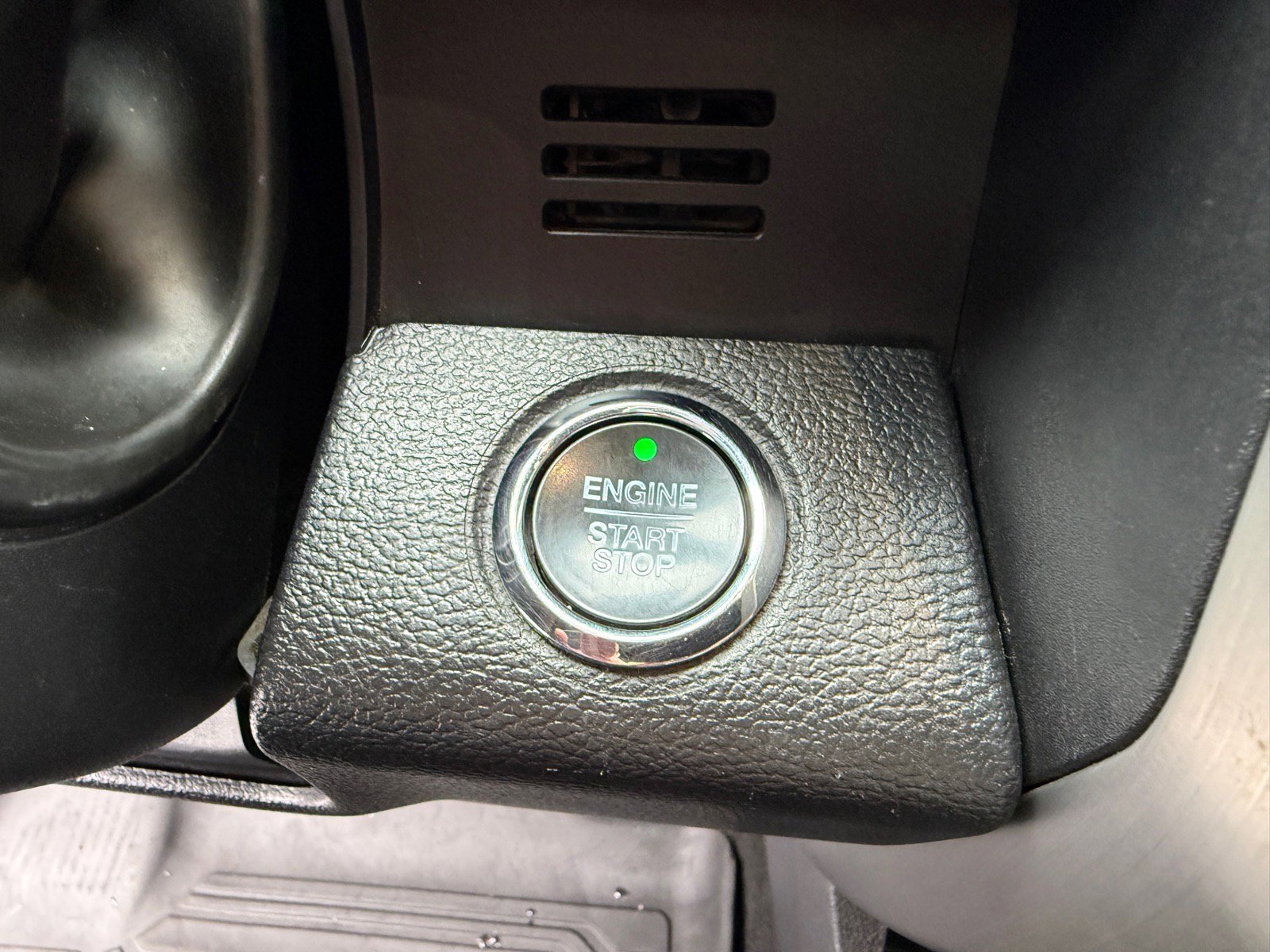 Used 2019 Ford F350 Platinum w/ Platinum Ultimate Package image 38