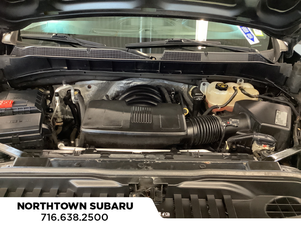 Used 2019 Chevrolet Silverado 1500 Custom w/ Custom Value Package AWD/4WD image 24