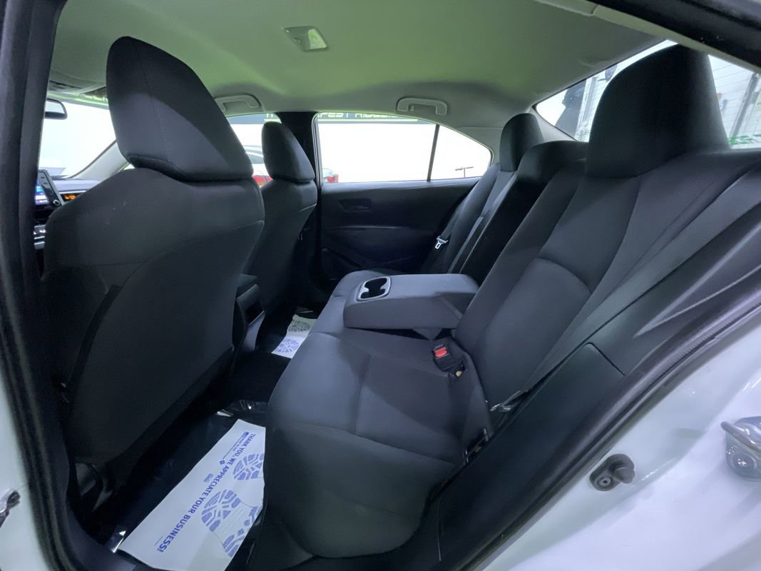Used 2022 Toyota Corolla LE FWD image 26