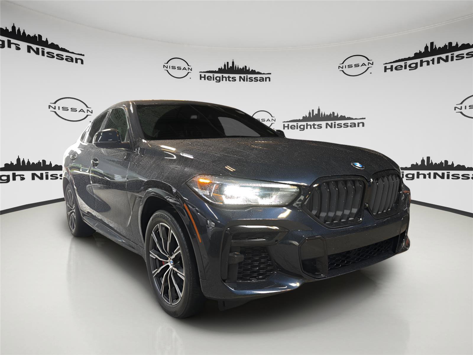 Used 2023 BMW X6 xDrive40i w/ M Sport Package AWD/4WD image 5