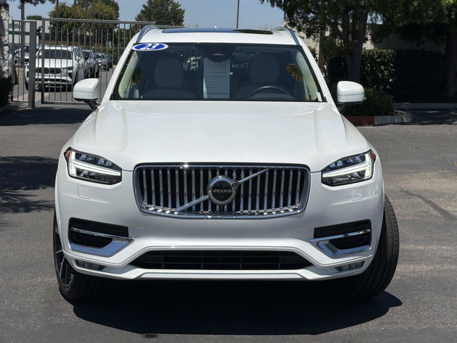 Certified 2023 Volvo XC90 B5 Plus w/ Protection Package Premier AWD/4WD image 2
