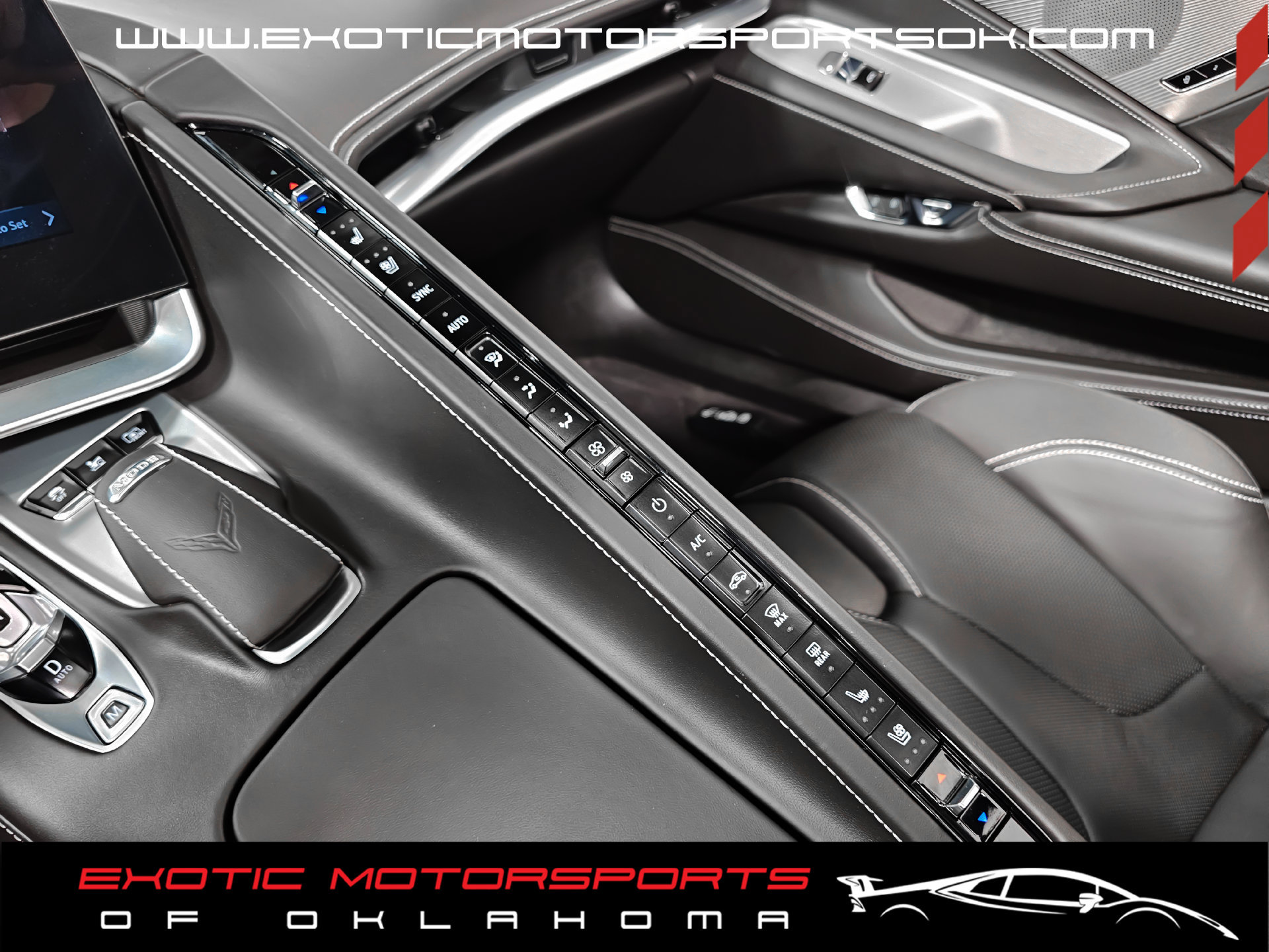 Used 2024 Chevrolet Corvette Stingray Premium Conv w/ Z51 Performance Package RWD image 23