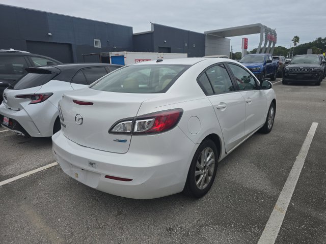 Used 2012 MAZDA MAZDA3 i Grand Touring w/ Tech Pkg FWD image 4