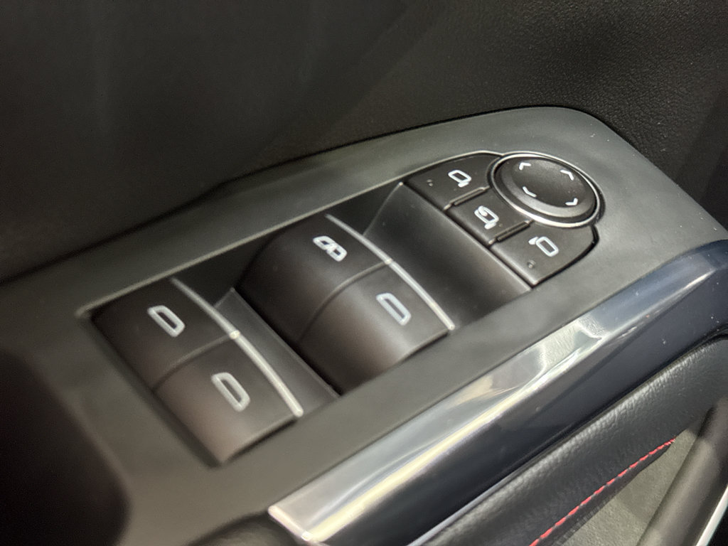 Used 2026 Chevrolet Traverse RS w/ LPO, Floor Liner Package AWD/4WD image 36
