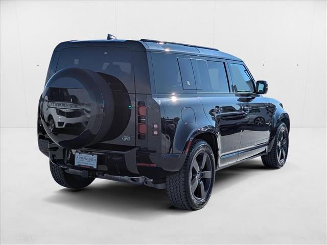 Used 2023 Land Rover Defender 110 X-Dynamic SE image 5
