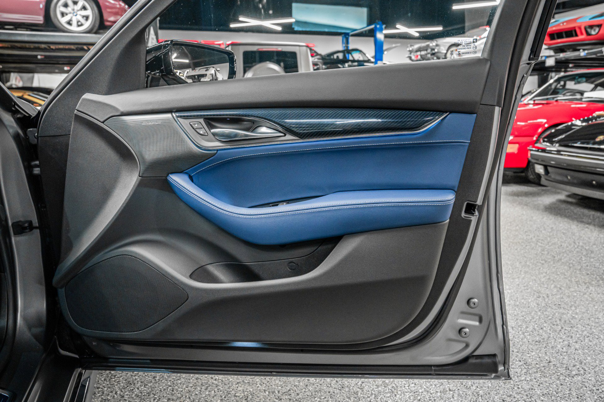 Used 2025 Cadillac CT5 V Blackwing w/ LE Monstre Special Edition image 38