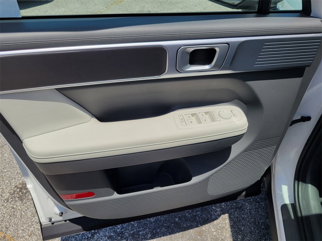 New 2025 Hyundai Santa Fe SEL image 7