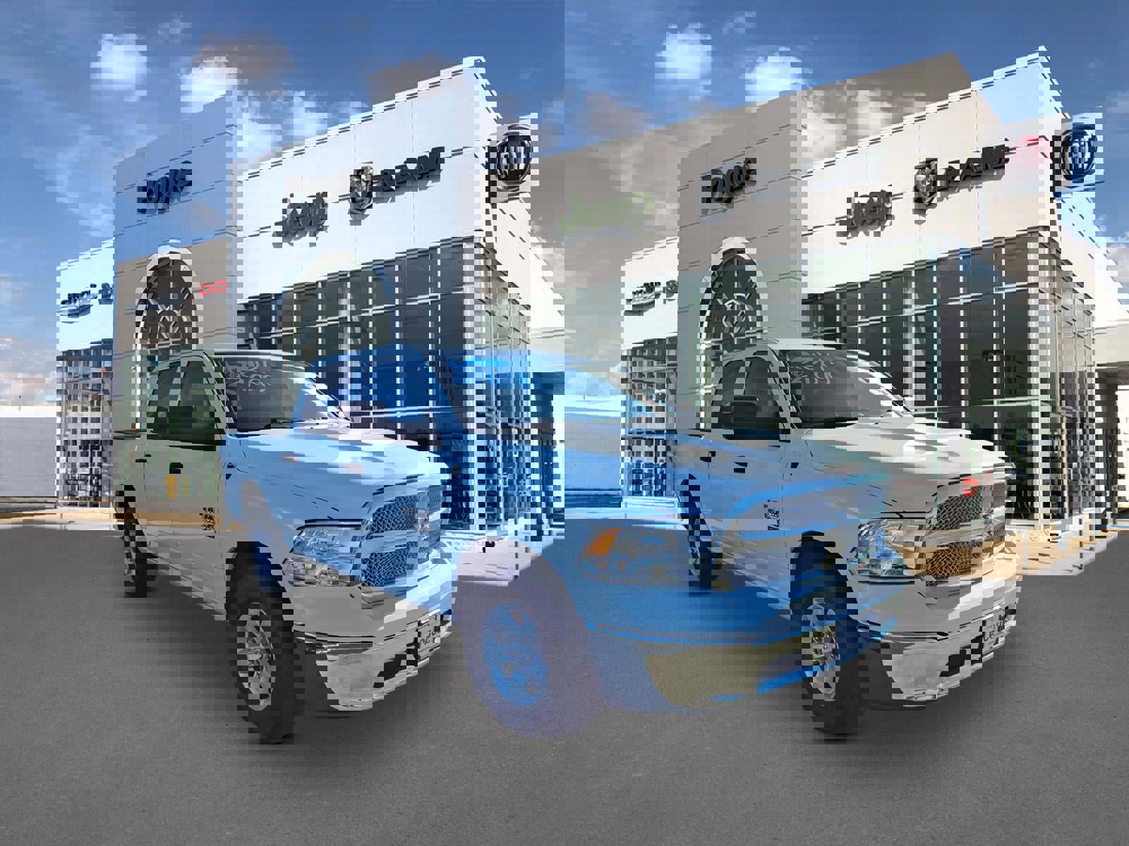 Used 2023 RAM 1500 Classic SLT w/ Trailer & Traction Group image 1