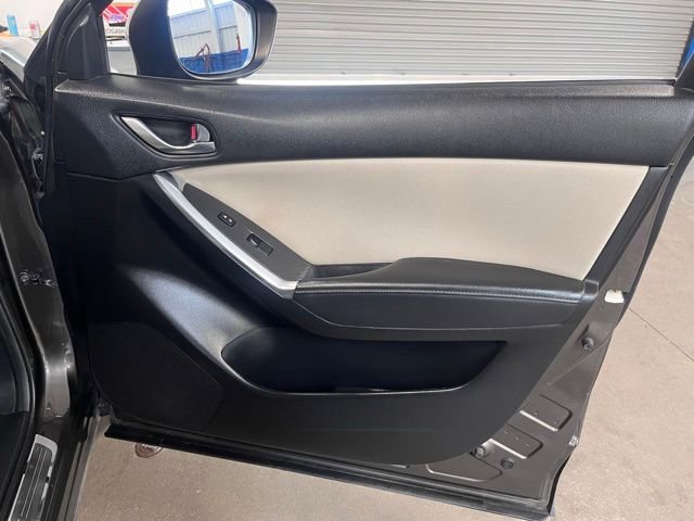 Used 2016 MAZDA CX-5 Touring image 12