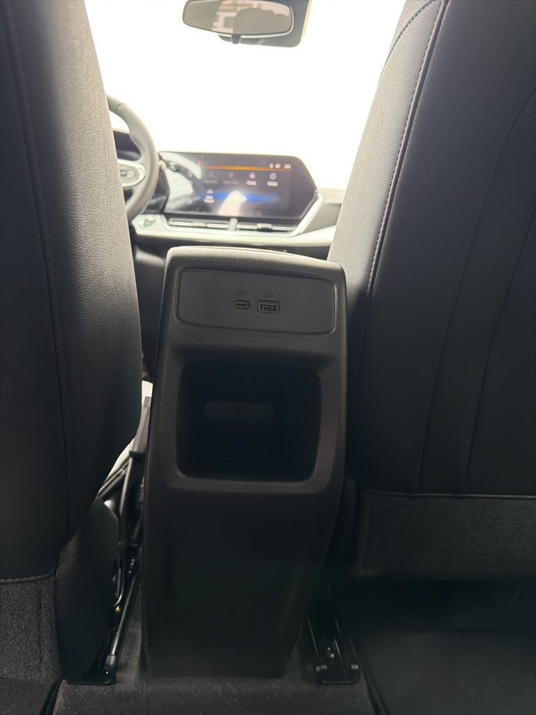 New 2026 Chevrolet Trax LT w/ Driver Confidence Package FWD image 24