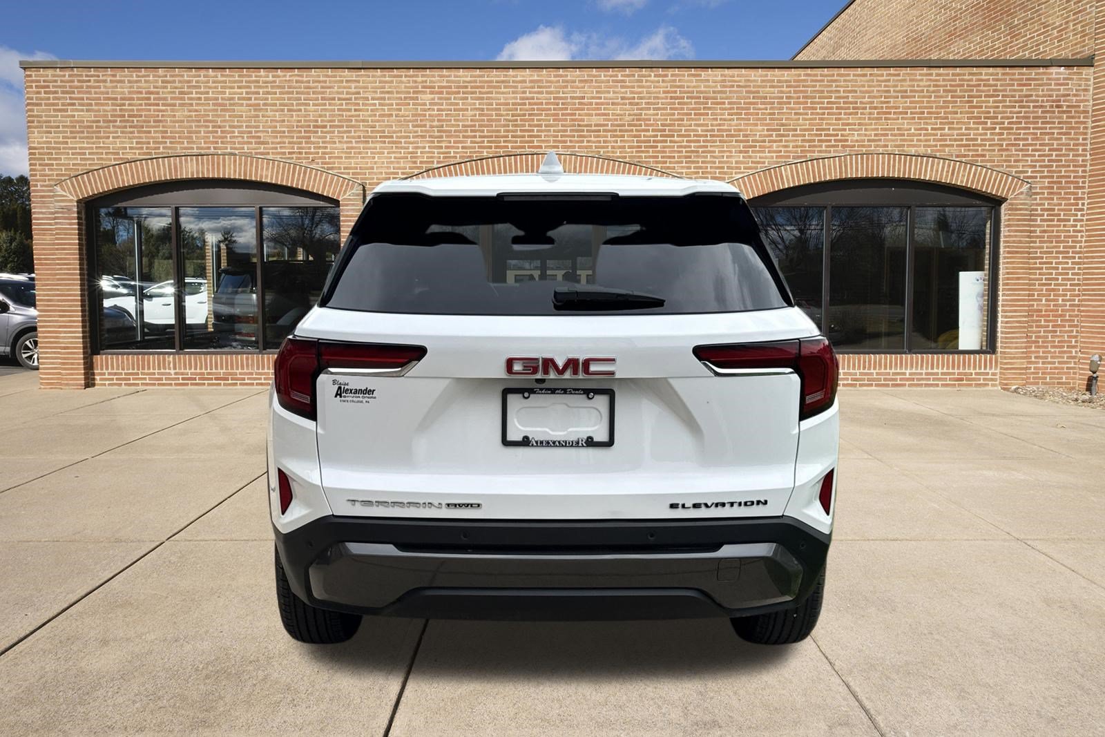 Used 2026 GMC Terrain Elevation AWD/4WD image 4