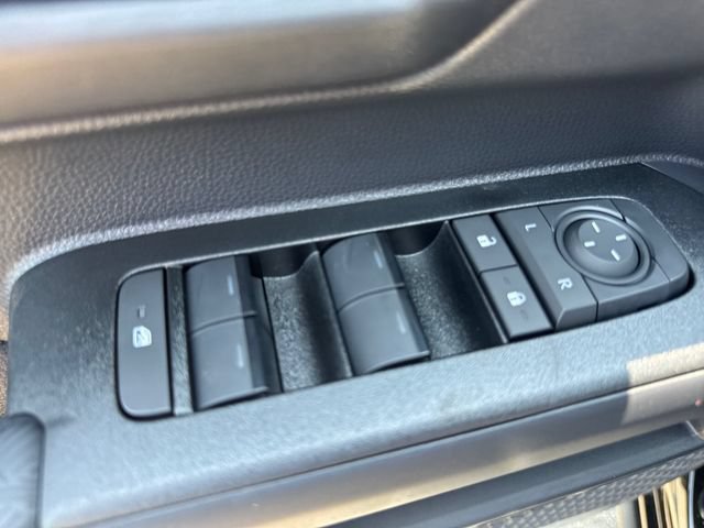 New 2026 Toyota 4Runner SR5 AWD/4WD image 17