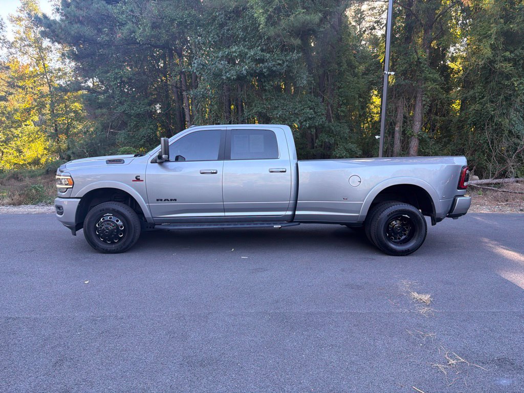 Used 2022 RAM 3500 Laramie w/ Night Edition AWD/4WD image 2