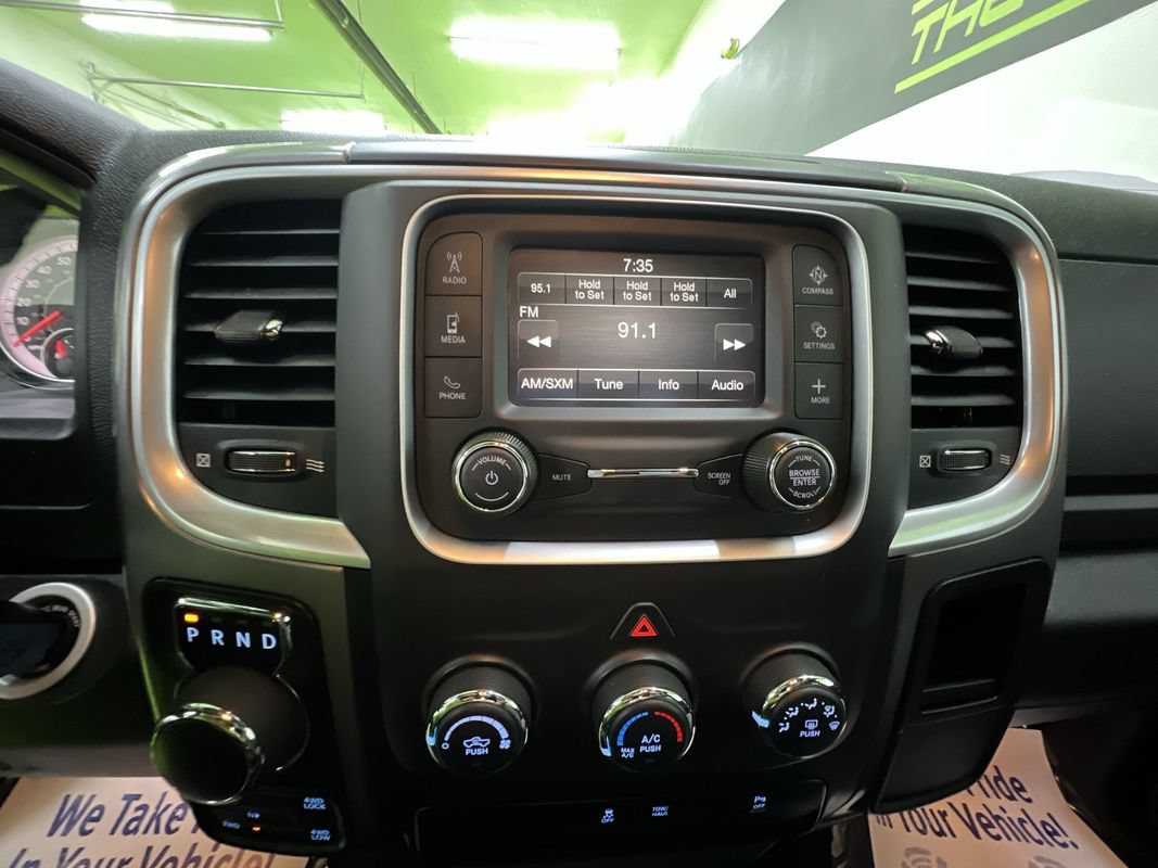 Used 2024 RAM 1500 Warlock AWD/4WD image 21