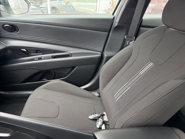 Used 2025 Hyundai Elantra Sport image 24