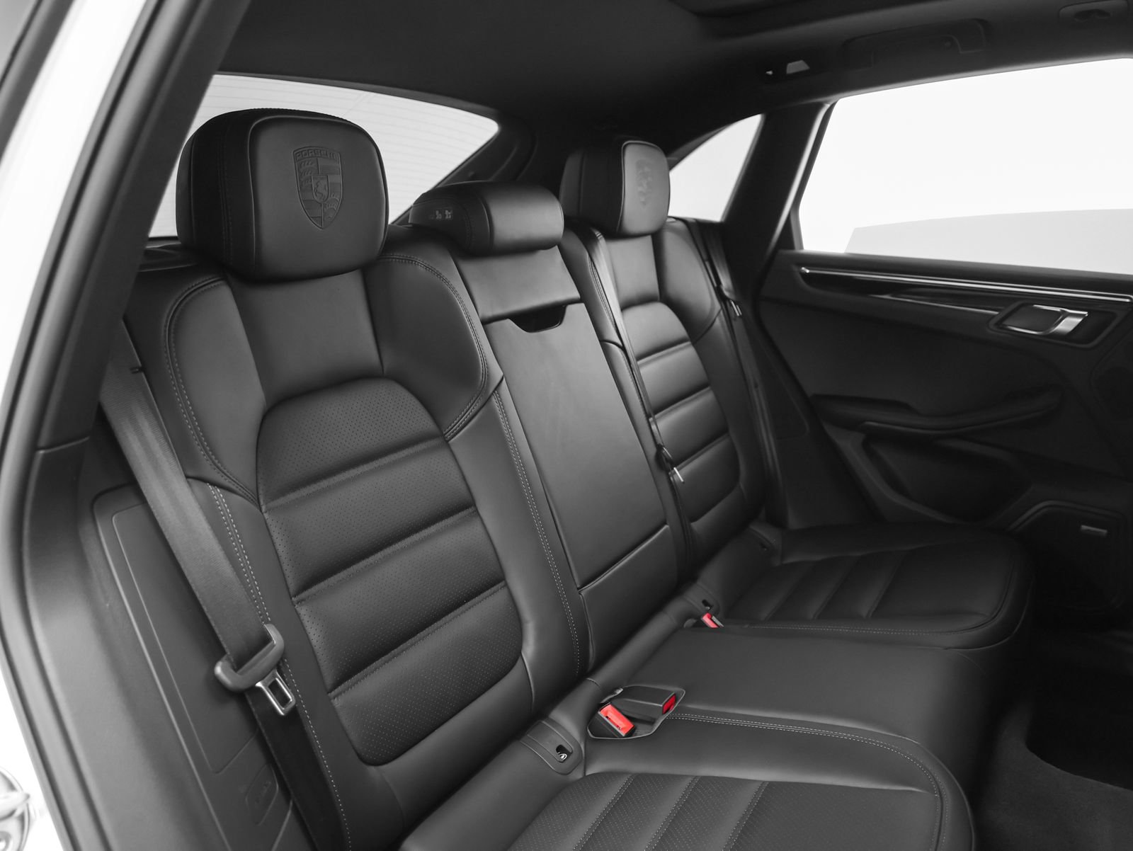 New 2026 Porsche Macan S image 29