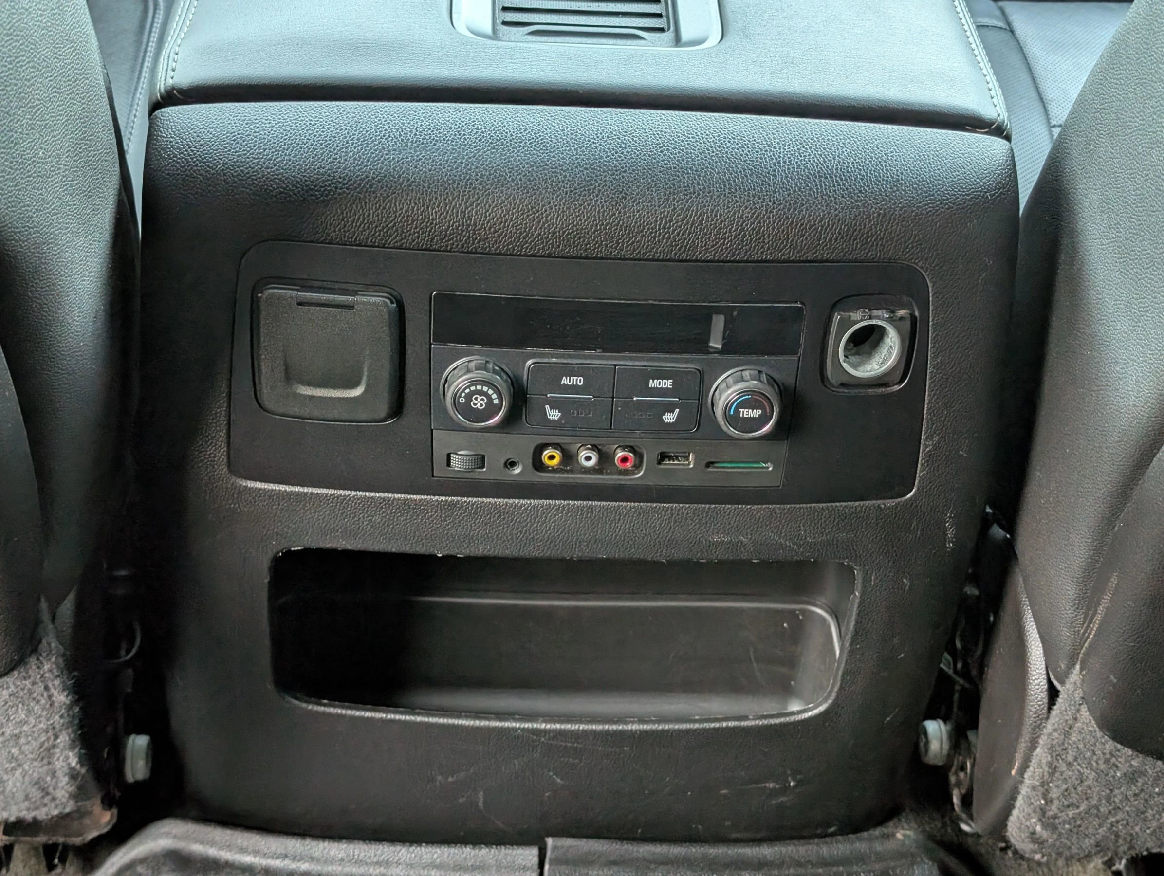 Used 2016 Chevrolet Tahoe LTZ image 37