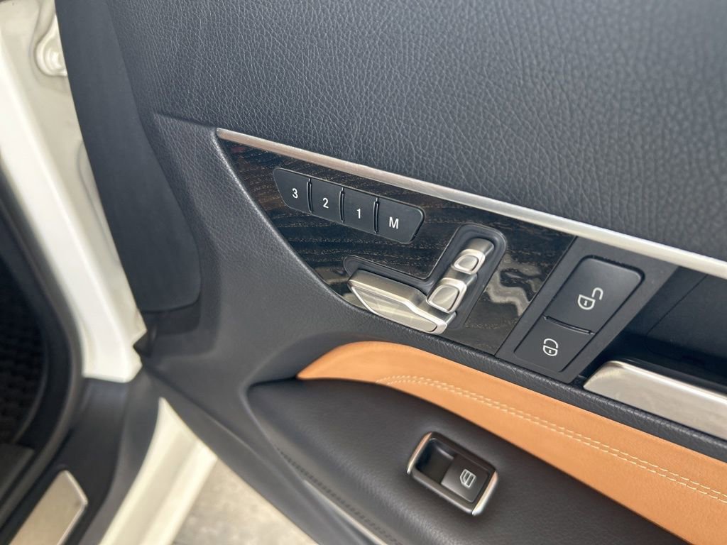 Used 2015 Mercedes-Benz E 550 Cabriolet image 38