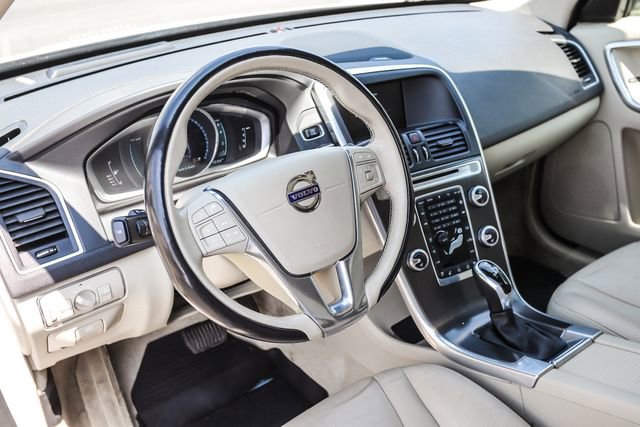 Used 2016 Volvo XC60 T5 Platinum FWD image 36