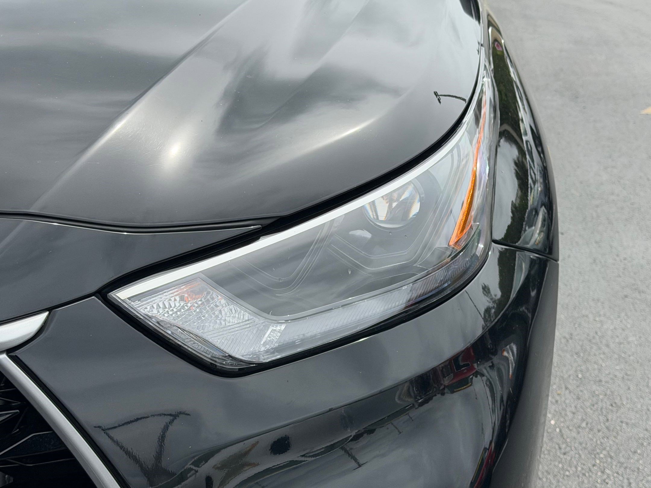 Used 2025 Toyota Highlander LE image 11