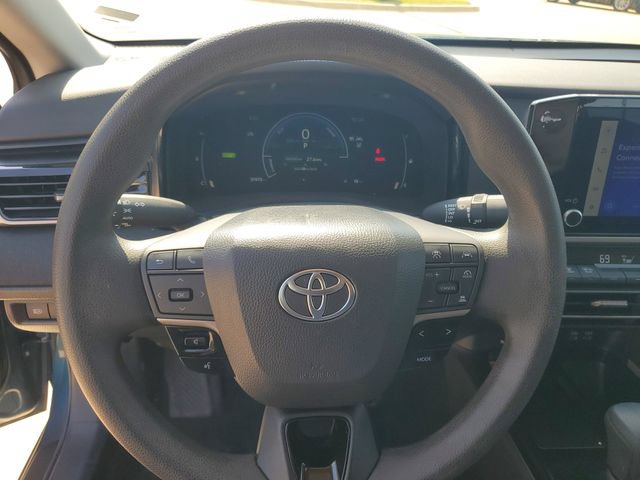Used 2025 Toyota Camry LE FWD image 16