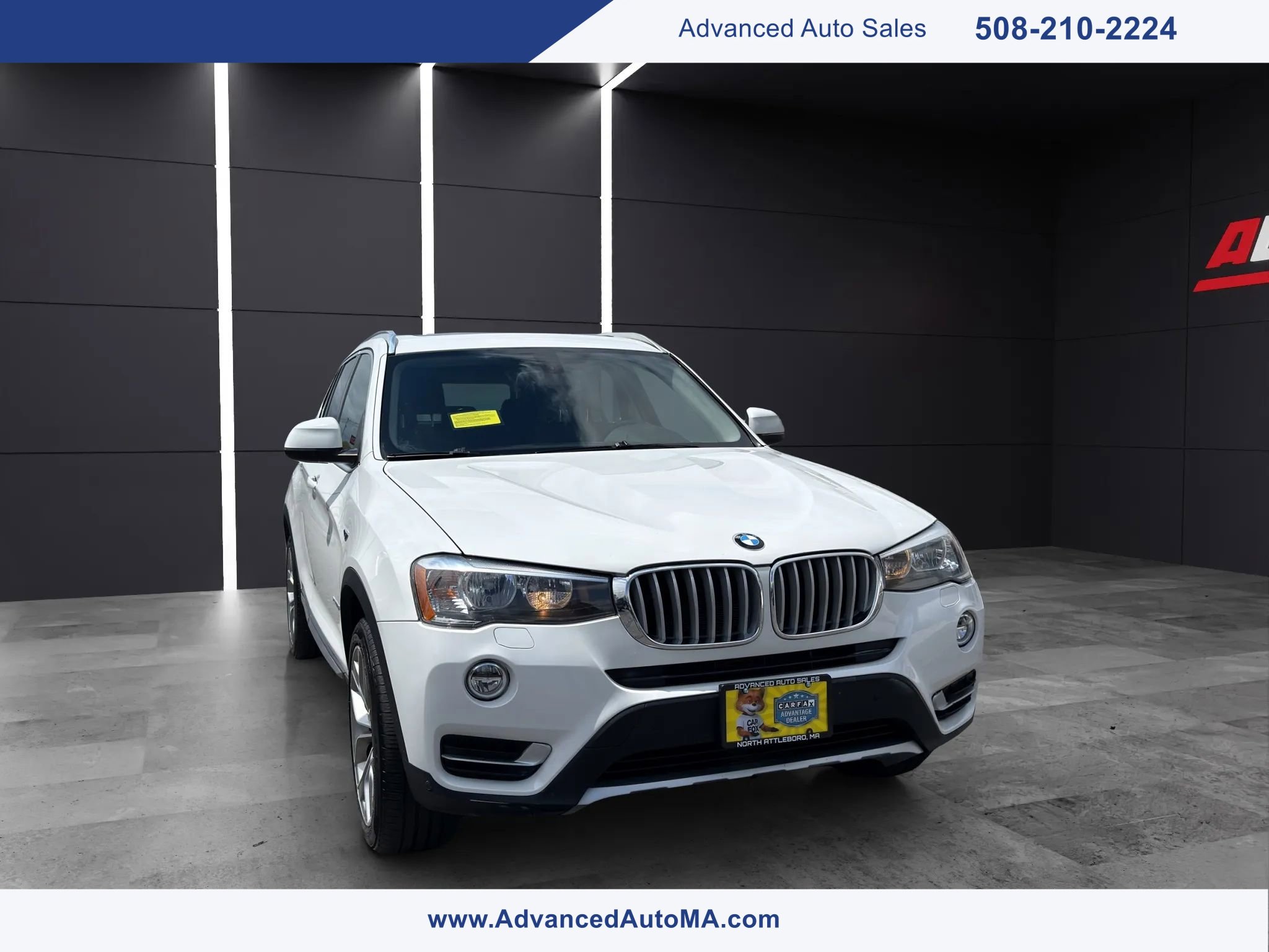 Used 2017 BMW X3 xDrive28i AWD/4WD image 1