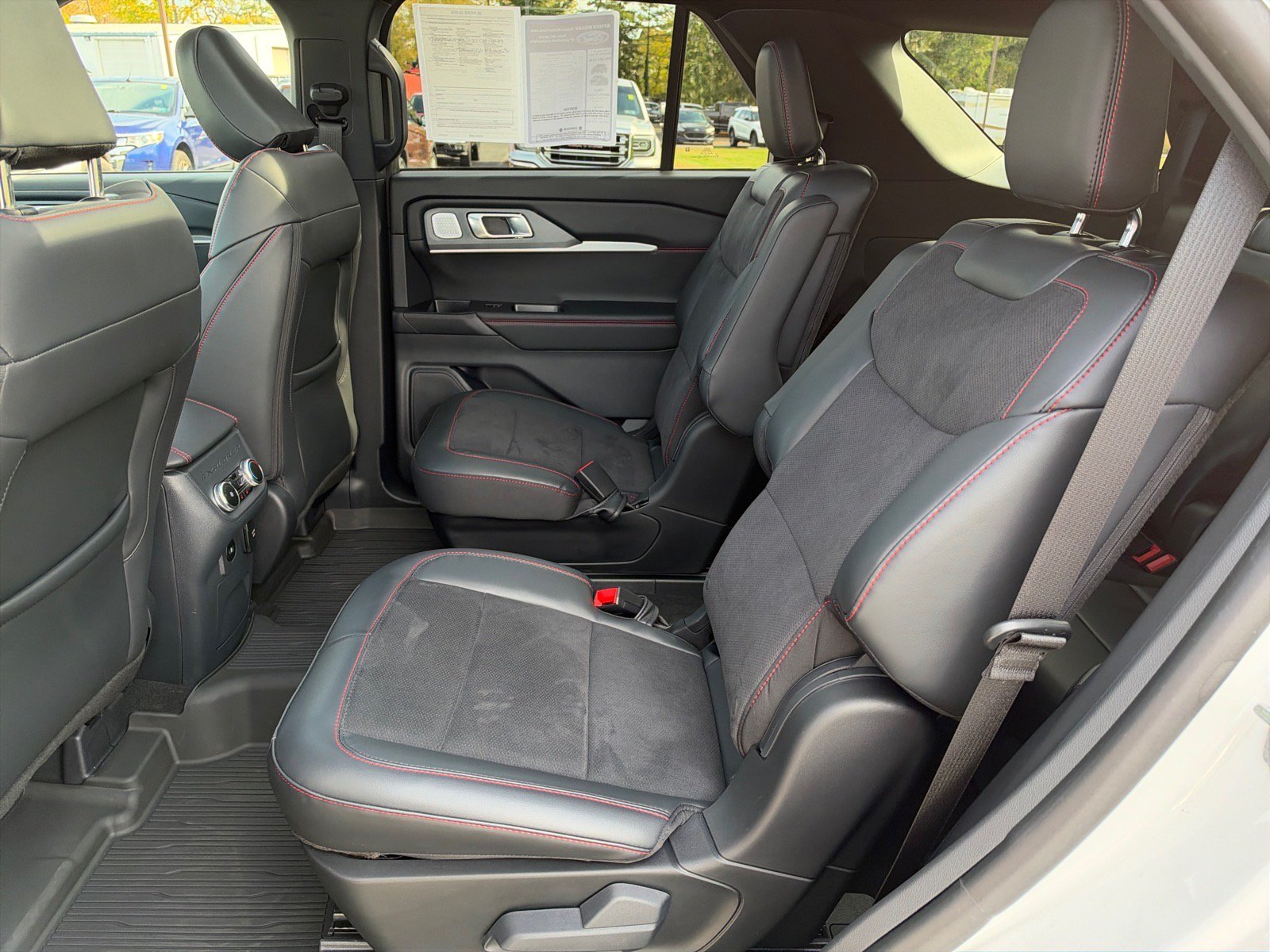 Used 2026 Ford Explorer ST AWD/4WD image 9