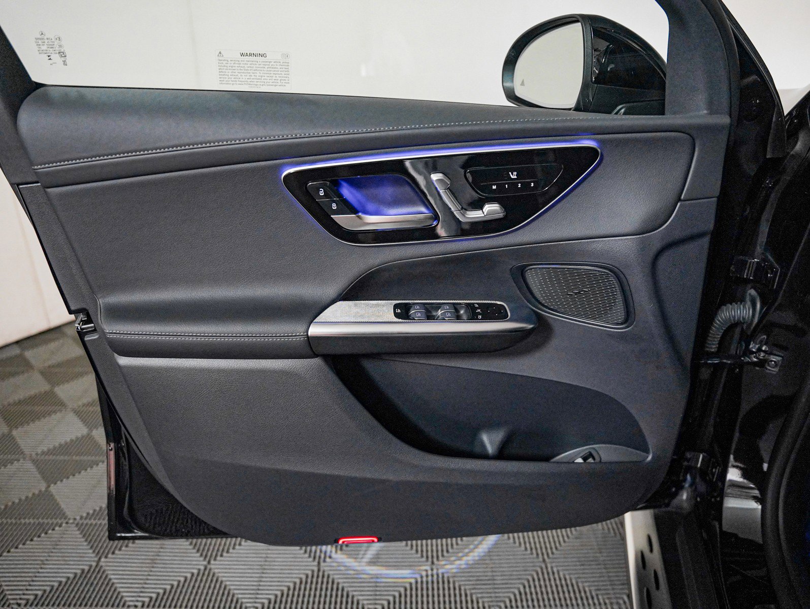 Used 2024 Mercedes-Benz GLC 300 image 19