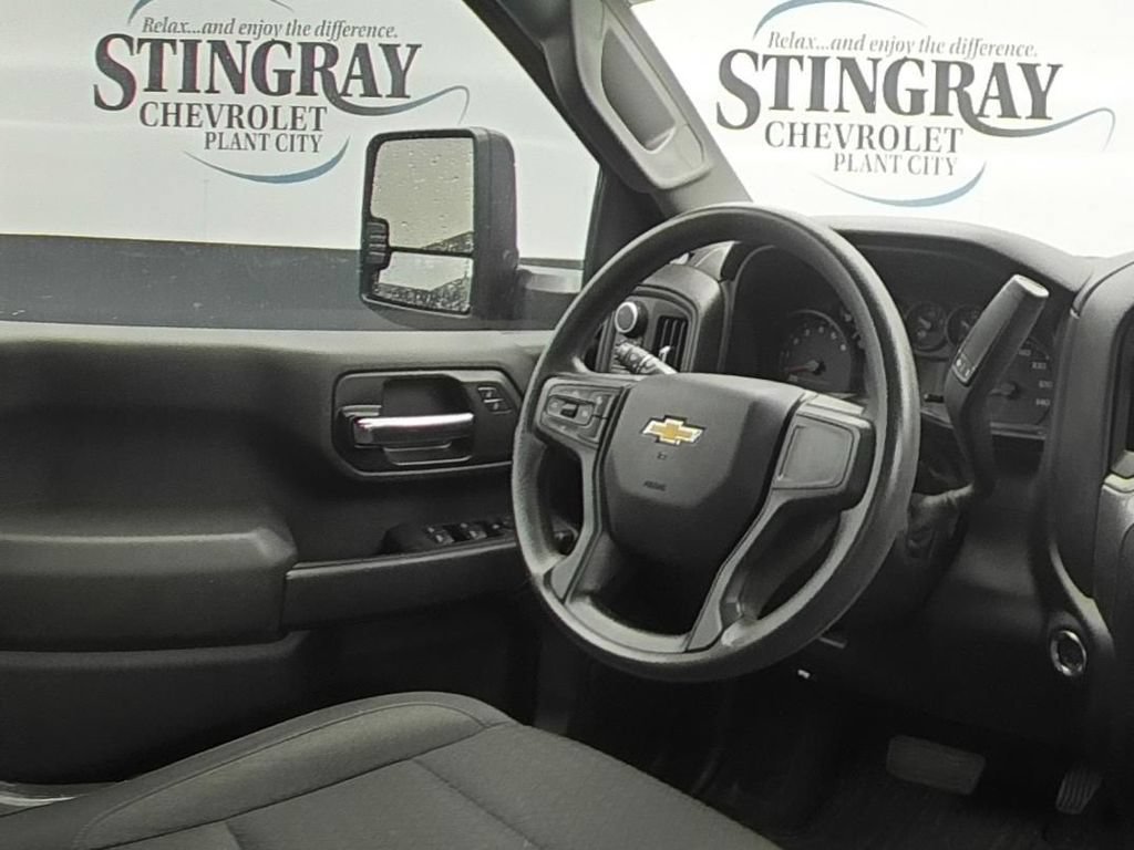 Used 2024 Chevrolet Silverado 2500 Custom w/ Custom Convenience Package AWD/4WD image 9