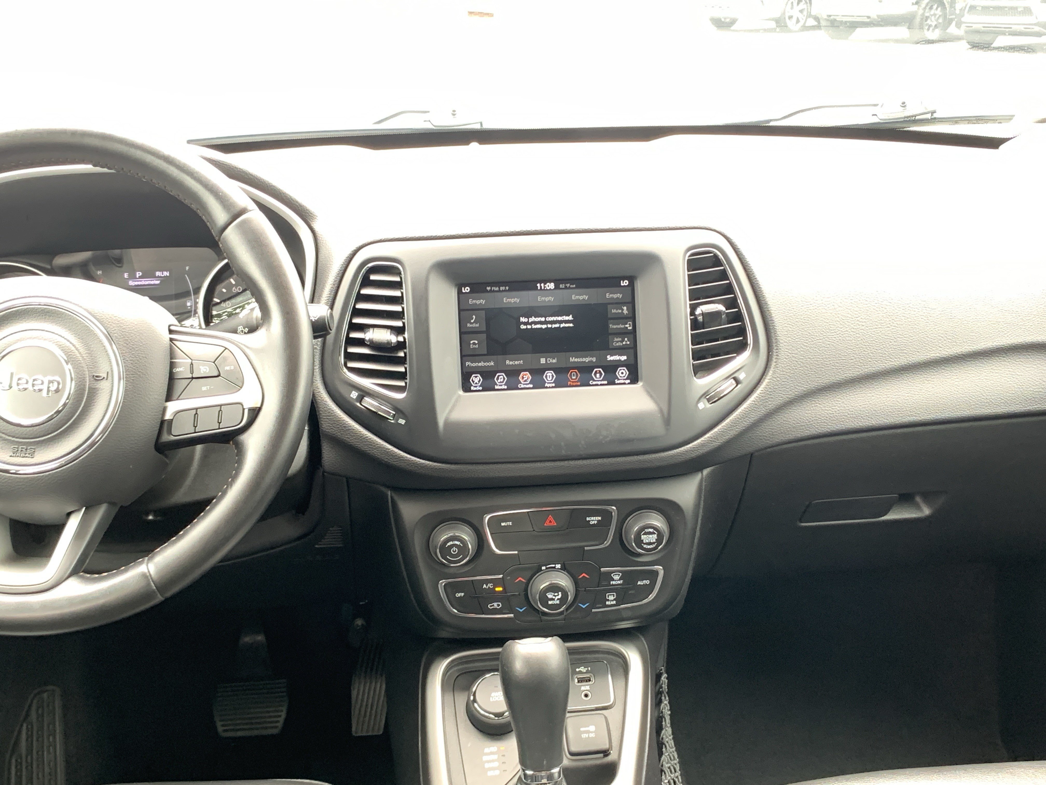 Used 2020 Jeep Compass Latitude AWD/4WD image 31