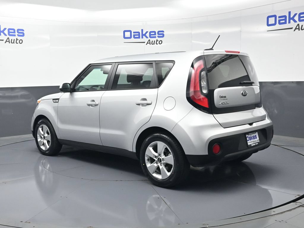 Used 2017 Kia Soul FWD image 5