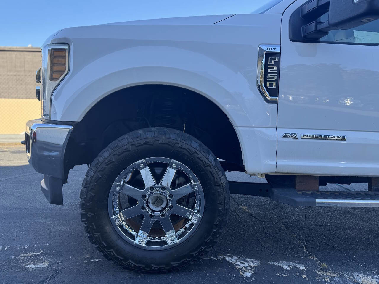 Used 2018 Ford F250 XLT w/ XLT Value Package AWD/4WD image 16