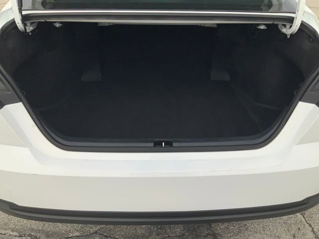 Used 2025 Toyota Camry LE image 13