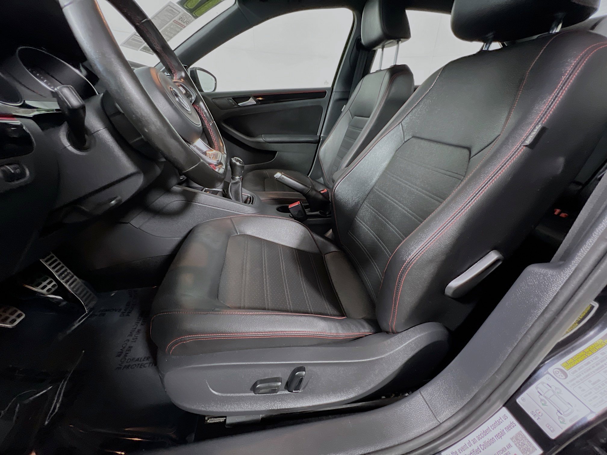 Used 2017 Volkswagen Jetta GLI FWD image 15