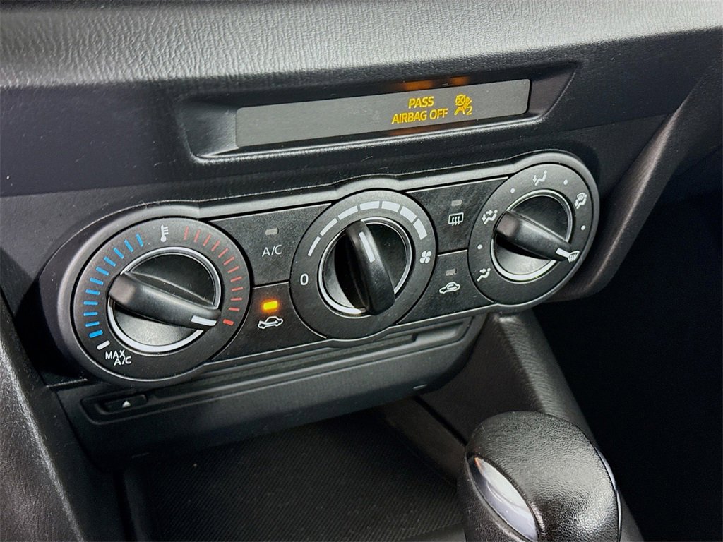 Used 2014 MAZDA MAZDA3 i Touring image 15