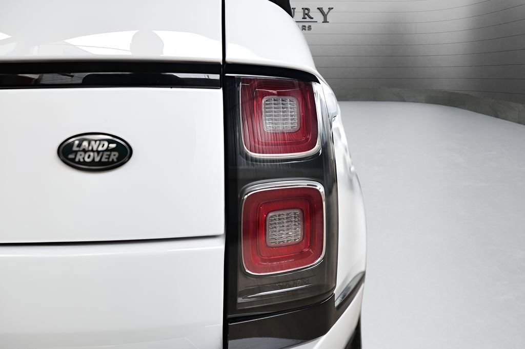 Used 2022 Land Rover Range Rover P525 Westminster Edition image 23