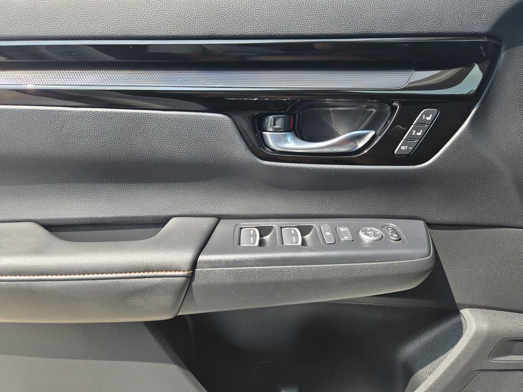 Used 2025 Honda CR-V Sport Touring image 25