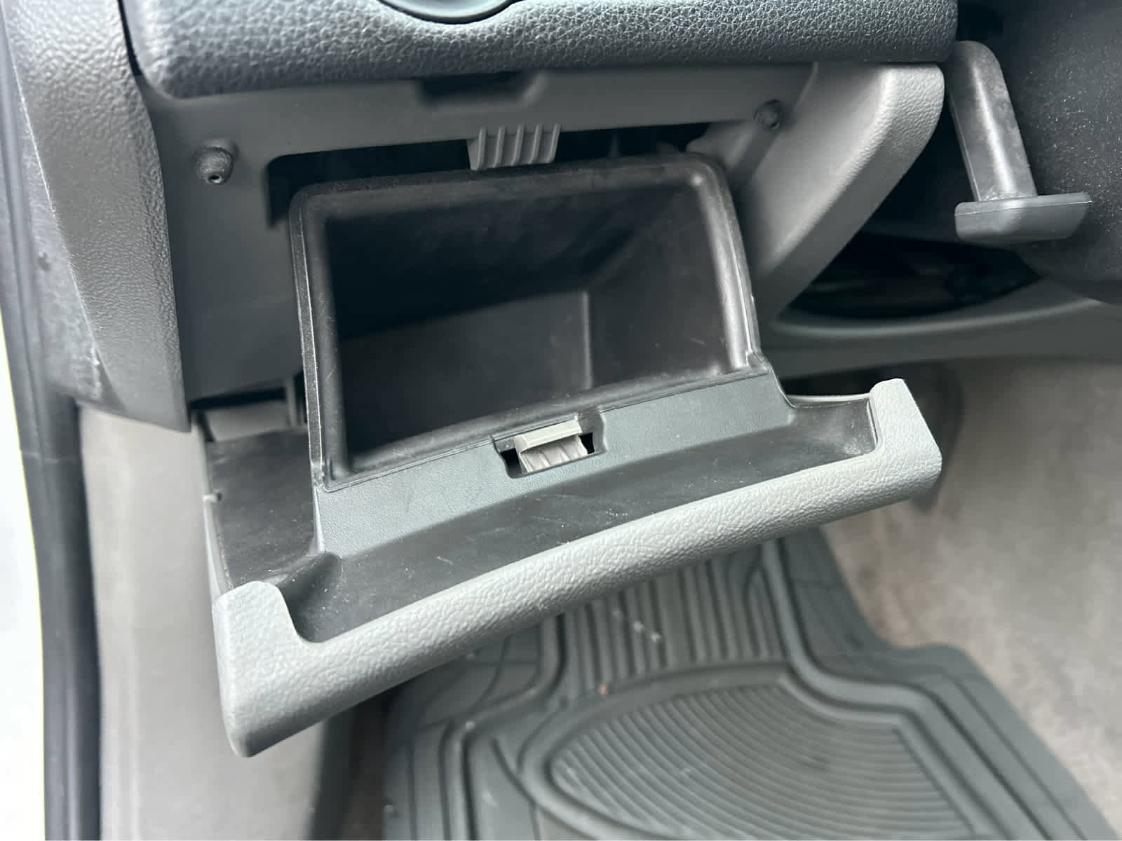 Used 2015 Chevrolet Malibu LS FWD image 18